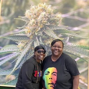 Meet your Posher, Markia